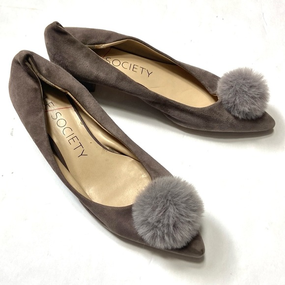SOLE SOCIETY Mirem Suede Pom Pumps - Picture 4 of 16